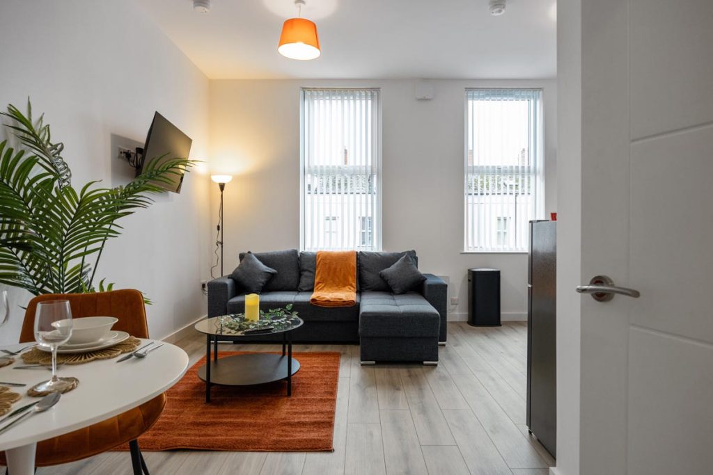 Apt 5 East Village Self Serviced Apartment Belfast 01