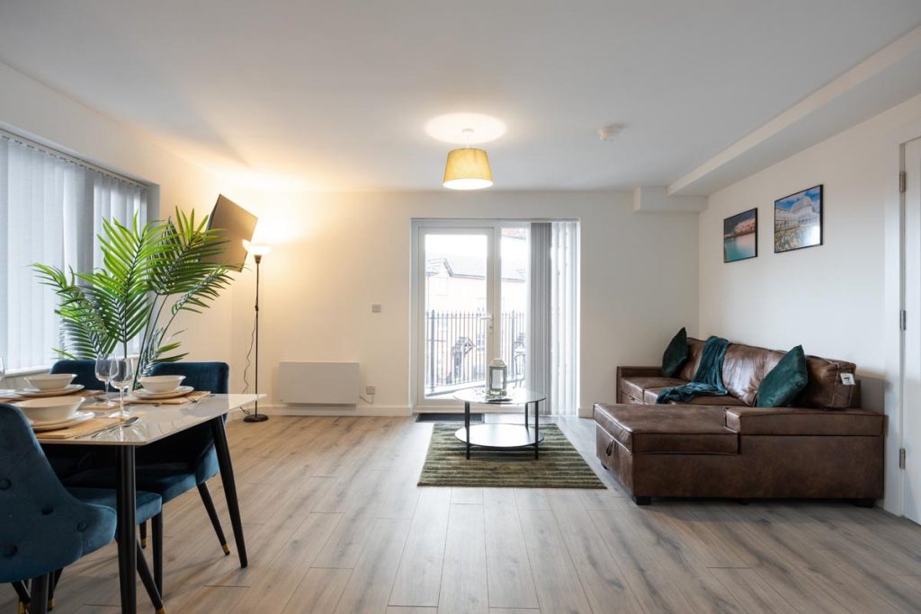 Apt 8 - Self Serviced Apartment Belfast